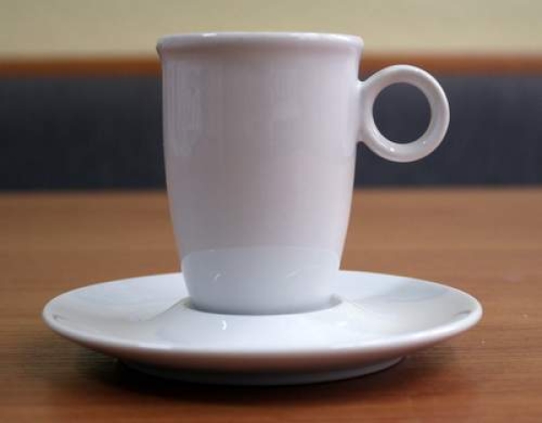 Cappuccino-Obertasse 0,23 l + Untere, Porzellan "Bella" -Restposten-