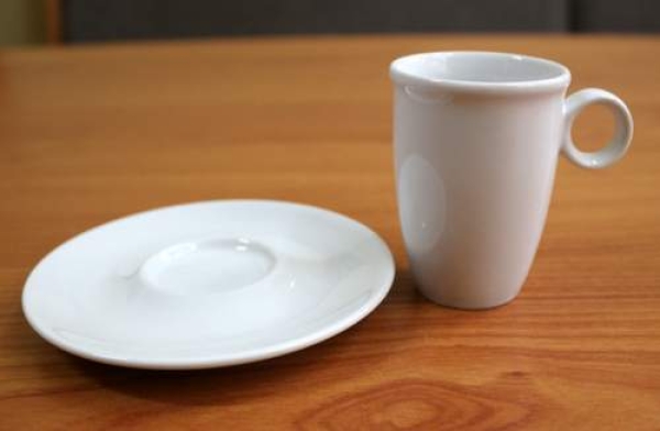 Espresso-Obertasse 0,08 l + Untere 11 cm, Porzellan "Bella" -Restposten-