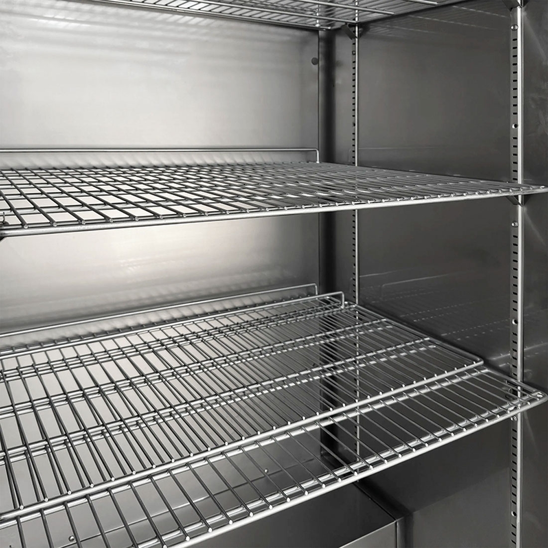 COOL-Line NordCap Umluft- Tiefkühlschrank TKU 620 CHR